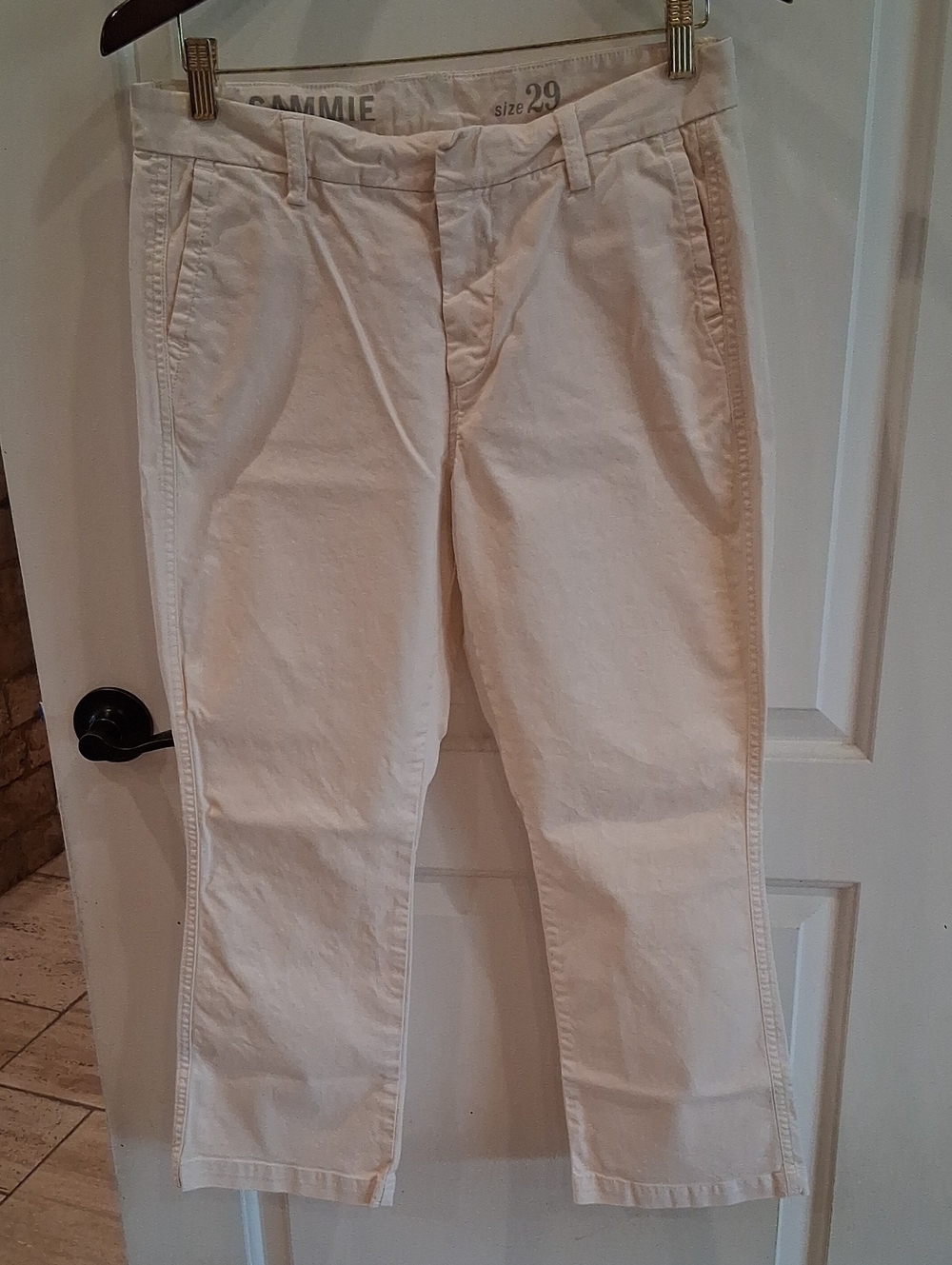 J Crew Vintage Sammie Chino Khaki Pants Size 29 Like A new Cream Color